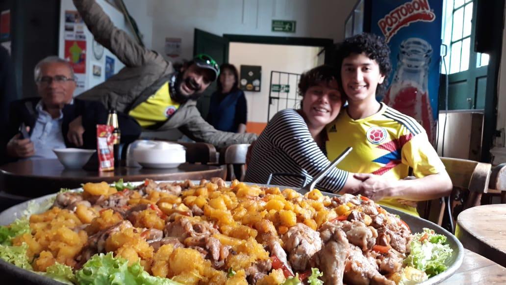 Hostal Sue Candelaria Богота Экстерьер фото