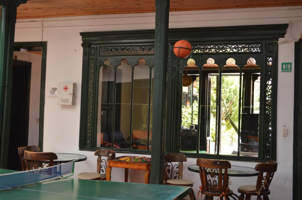 Hostal Sue Candelaria Богота Экстерьер фото
