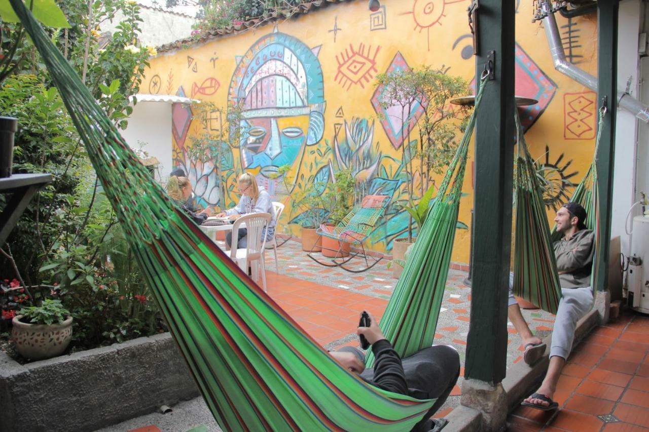 Hostal Sue Candelaria Богота Экстерьер фото