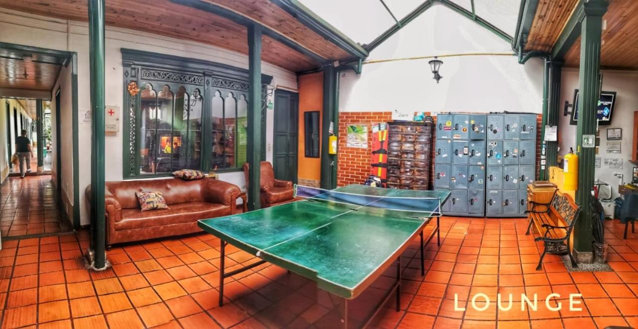 Hostal Sue Candelaria Богота Экстерьер фото