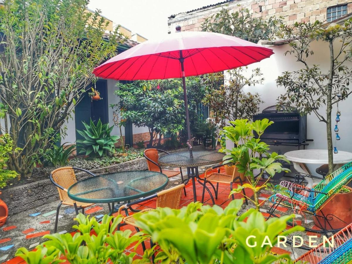 Hostal Sue Candelaria Богота Экстерьер фото